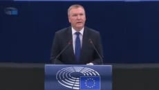 ევროკომისარი - საქართველოს დემოკრატიულ უკუსვლასა და ადამიანის უფლებების დარღვევებზე პასუხისმგებელი პირების წინააღმდეგ შესაძლო სანქციების შესახებ მოლაპარაკებები მიმდინარეობს