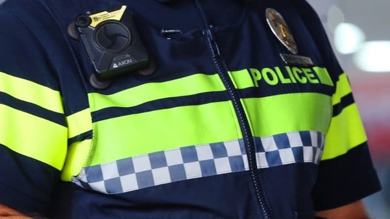 პოლიციამ თბილისში ნარკოდანაშაულის ბრალდებით სამი პირი დააკავა - ამოღებულია განსაკუთრებით დიდი ოდენობით ნარკოტიკი