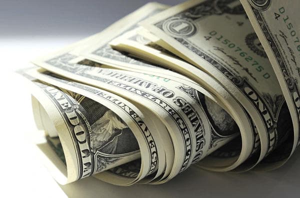 აშშ დოლარის ოფიციალური ღირებულება 2.6975 ლარი გახდა