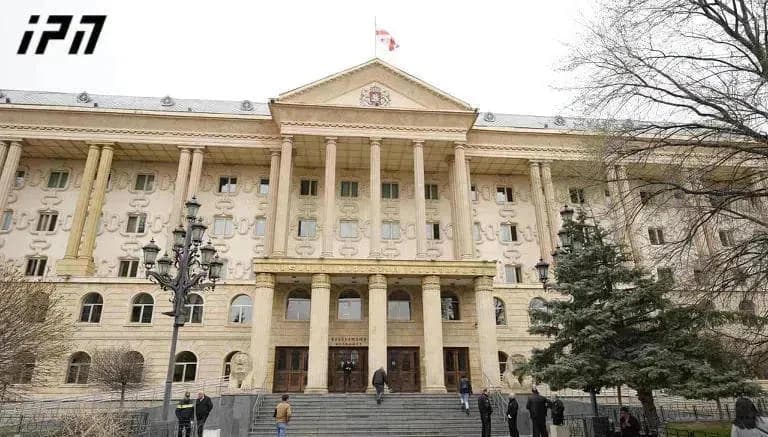 სასამართლოში ჯუანშერ ბურჭულაძის, მისი ყოფილი მოადგილის და ცოლის ძმის საქმეზე მოწმეთა დაკითხვა მიმდინარეობს
