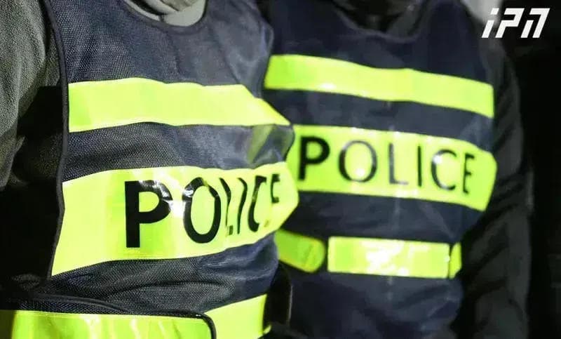 შსს - პოლიციამ თბილისში ნარკოდანაშაულის ბრალდებით სამი პირი დააკავა - ამოღებულია განსაკუთრებით დიდი ოდენობით ნარკოტიკი