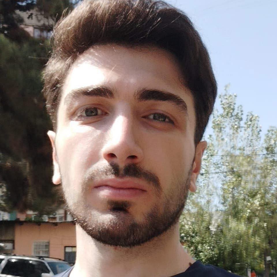 მოკლული გიგა ავალიანის ოჯახი გამოძიებას ეჭვქვეშ აყენებს და პროკურორის გადადგომას ითხოვს