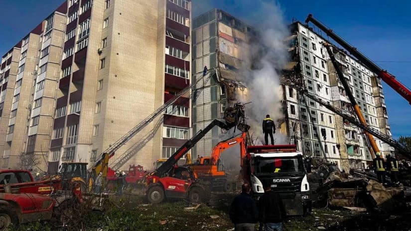 2025 წელს უკრაინაში რუსეთის დარტყმებს დაახლოებით 2 400 მშვიდობიანი მოქალაქე ემსხვერპლა - Bloomberg