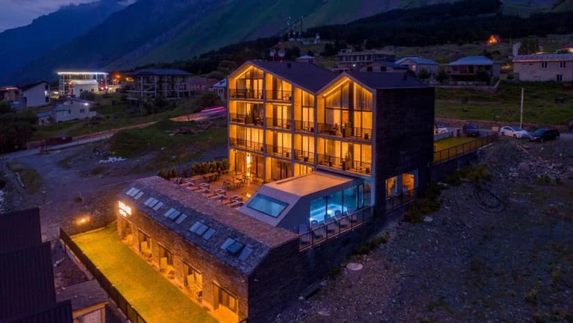 „ბოლო ერთი თვის განმავლობაში სტუმრების დაახლოებით 60% ქართველები არიან“(bm.ge)