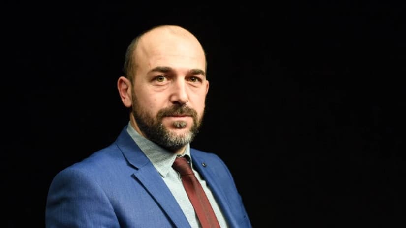 „ძალიან დიდი პრობლემის წინაშე დგას ქვეყანა, ეკონომიკური სისტემის ფორმირების თვალსაზრისით“