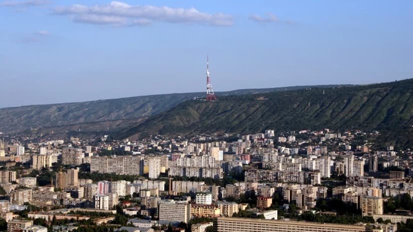 ავარიული სახლების ჩანაცვლება, ვაკის პარკის შადრევანი, სადგურის მოედნის ხიდი... - რა პროექტები განხორციელდება დედაქალაქში მიმდინარე წელს?