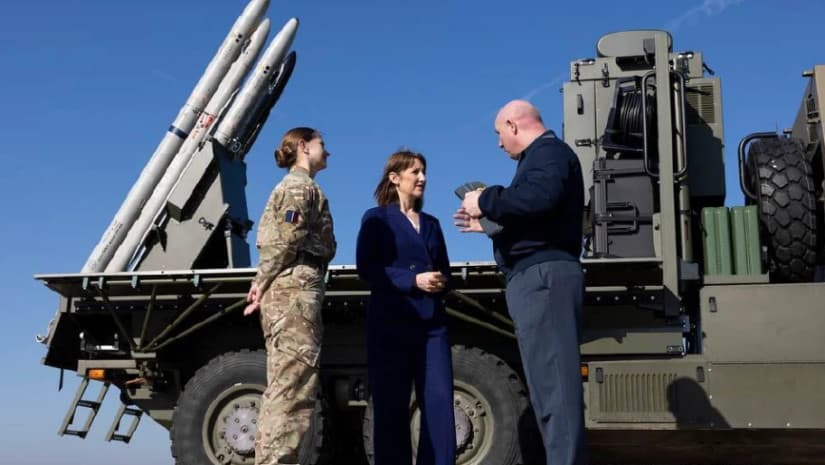 ბრიტანეთი $270 მილიონს გამოყოფს უკრაინაში სამხედროების შესაძლო გაგზავნისთვის მოსამზადებლად