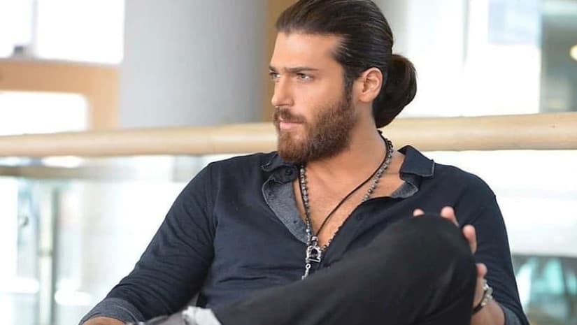 სტამბოლში ცნობილი თურქი მსახიობი დააკავეს - რას ედავება ჯან იამანს გამოძიება