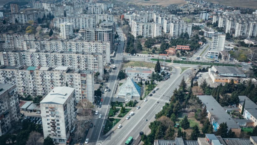 ისნის რაიონი პრემიუმ უძრავი ქონების მიმართულებით ვითარდება - „საკურა ფროფერთის“