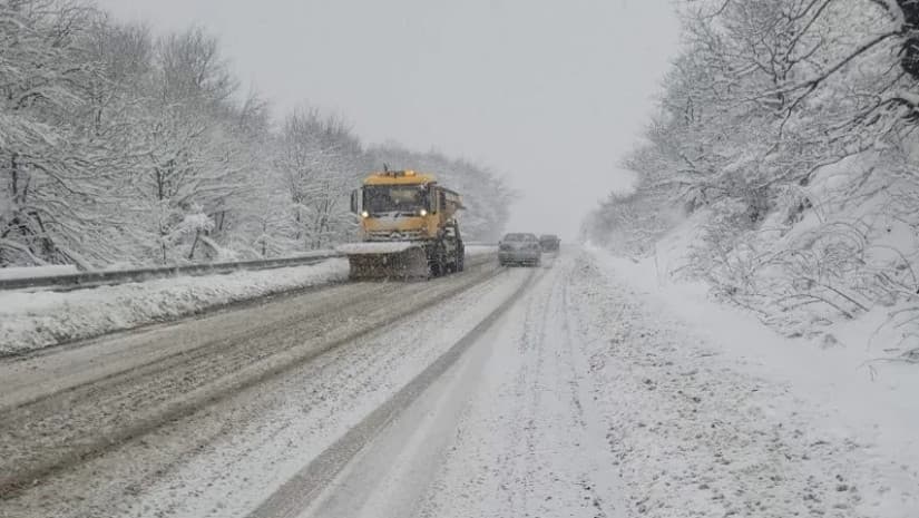 რა ვითარებაა გზებზე? - საავტომობილო გზების დეპარტამენტი ინფორმაციას ავრცელებს