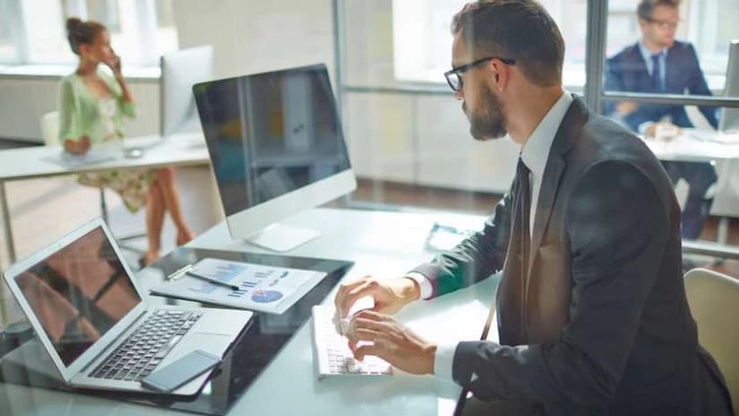 მთავრობამ 2026 წლისთვის სახელმწიფო უწყებებში შტატგარეშე დასაქმების ლიმიტები დაადგინა