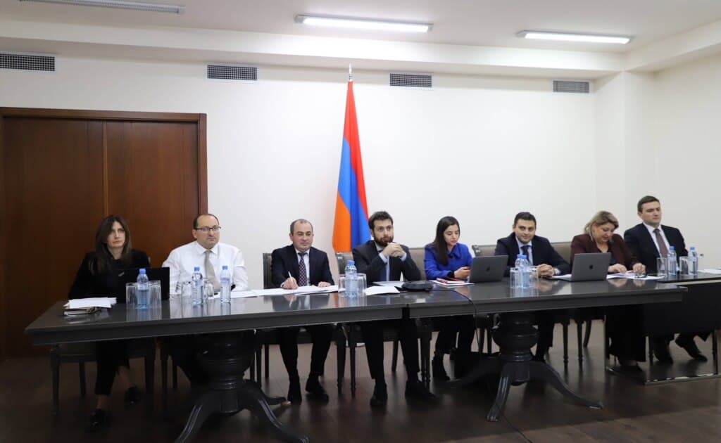 აშშ-სომხეთის სამუშაო ჯგუფმა პირველი შეხვედრა გამართა