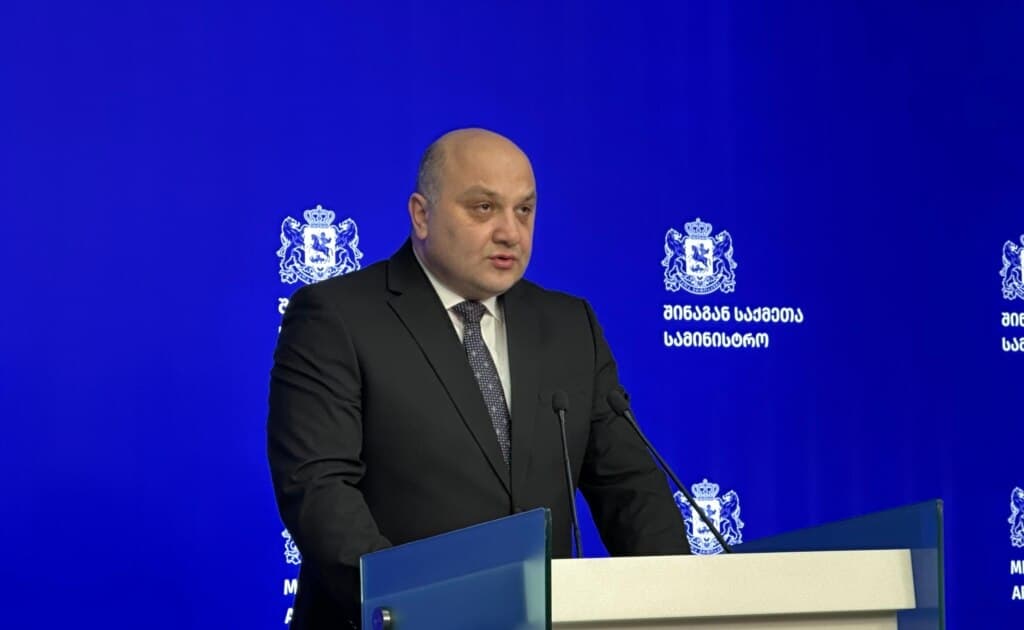 შსს-მ „ქურდულ სამყაროსთან“ კავშირში მყოფი 49 ადამიანი დააკავა