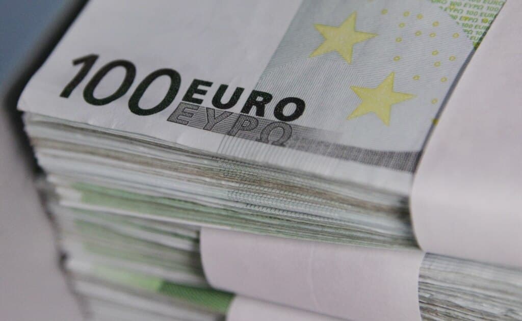 Politico: აშშ ევროკავშირს მოუწოდებს, არ გამოიყენოს რუსეთის აქტივები უკრაინისთვის