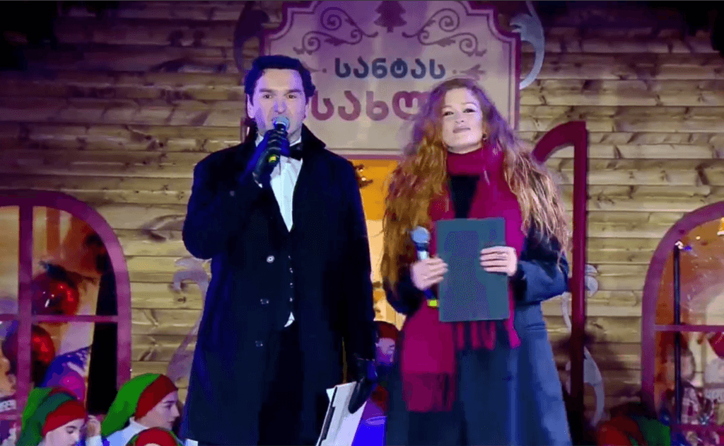 23-წუთიანი ნაძვის ხის ანთების ღონისძიება 124 044 ლარი დაჯდა