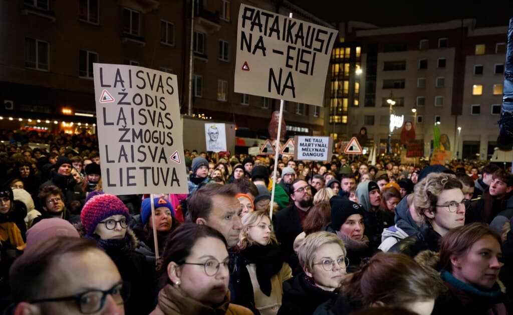 ლიეტუვაში გრძელდება საპროტესტო აქციები საზოგადოებრივი მაუწყებლის დასაცავად
