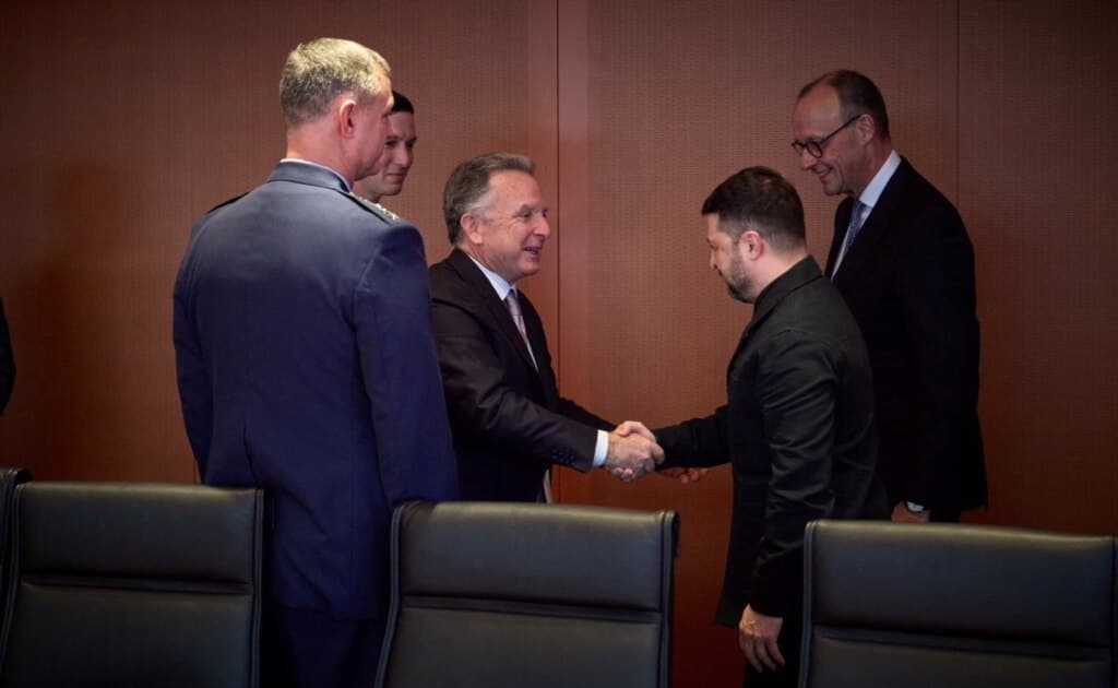 ბერლინში აშშ-უკრაინის მოლაპარაკების გაგრძელებამდე უიტკოფი პროგრესზე საუბრობს