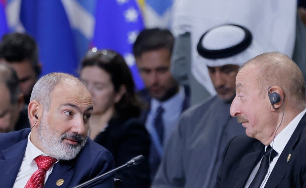 აზერბაიჯანი მშვიდობას აშენებს არა მხოლოდ სომხეთთან, არამედ სომეხ ხალხთან - ალიევის მრჩეველი