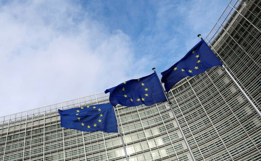 მოსკოვში „ქურდების შეკრება“ უწოდეს ევროკავშირის სამიტს და ორ ლიდერს გადადგომისკენ მოუწოდეს