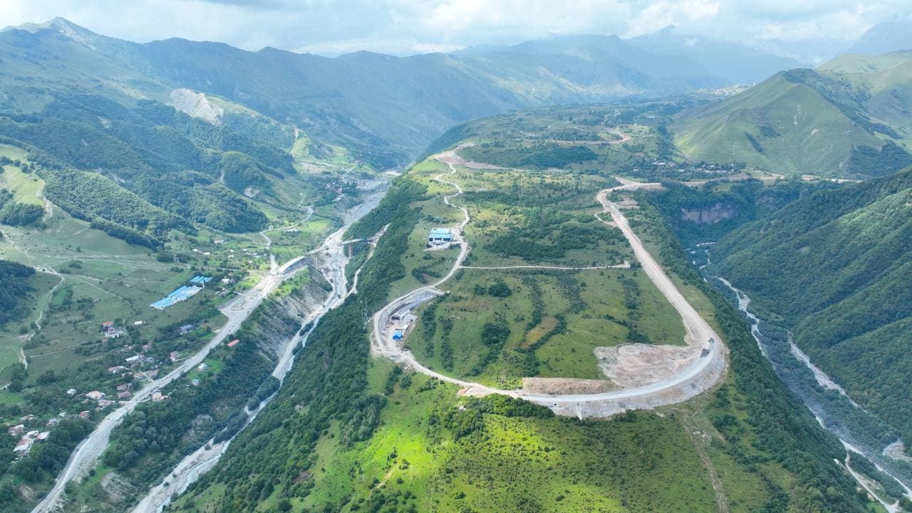 ქვეშეთი-კობის გზის მშენებლობისას 4 მუშა დაიღუპა, ერთი გადაყვანილია კლინიკაში