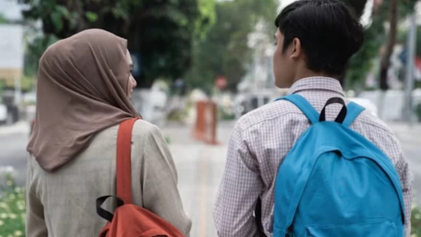 ემირატები UK-ში სტუდენტებს, ისლამიზმით რადიკალიზაციის საფრთხის გამო, აღარ დააფინანსებს - FT