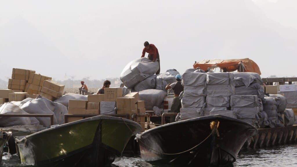 ქიშმიშიდან ჰეროინამდე - რას ყიდულობს და ყიდის საქართველო ირანში, რა შემოდის უკანონოდ?