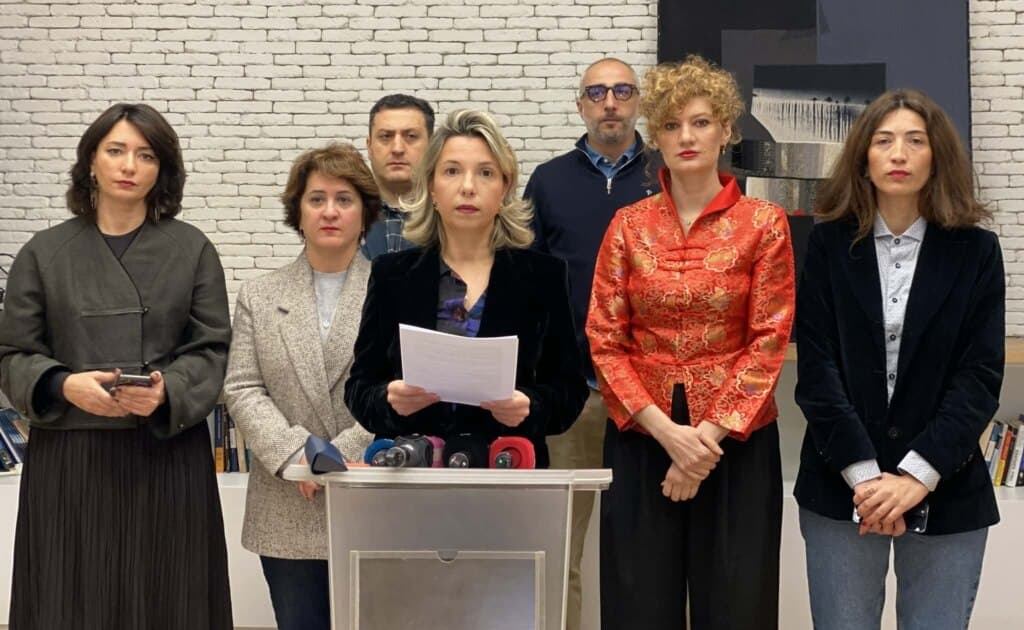 არასამთავრობოები მისიის გამოსაგზავნად მიმართავენ გაეროს ქიმიური იარაღის აკრძალვის ორგანიზაციის (OPCW) დირექტორს