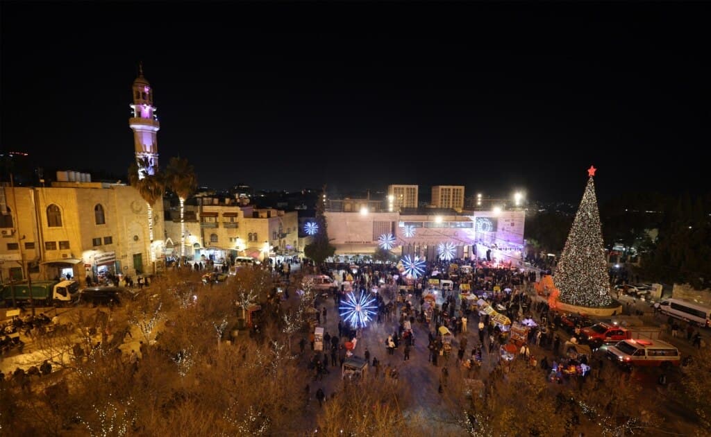 ქრისტიანული სამყაროს დიდი ნაწილი შობას ზეიმობს