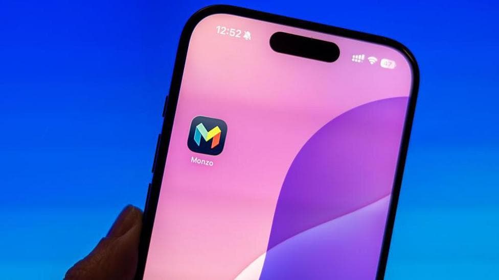 Monzo bank says issue affecting its mobile app resolved
