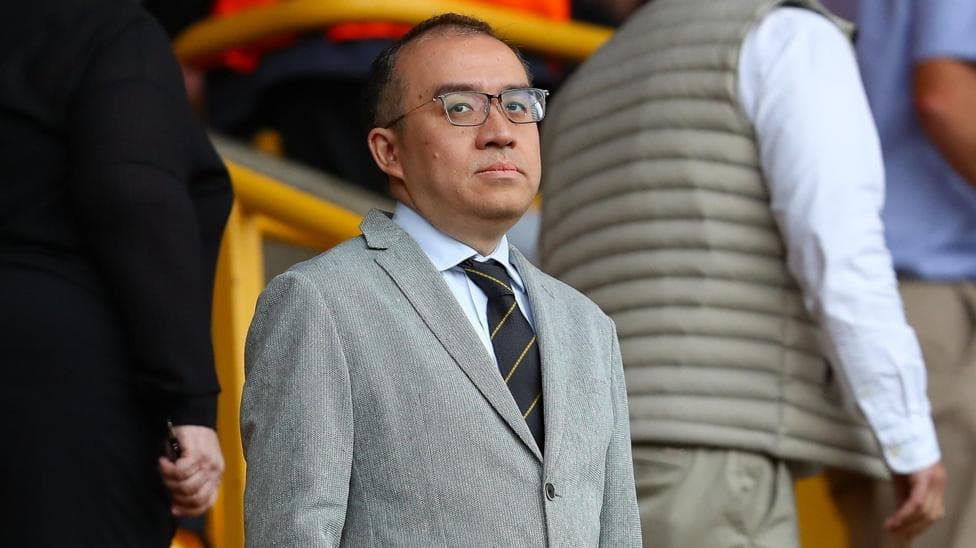Under-fire Wolves chief Shi steps down