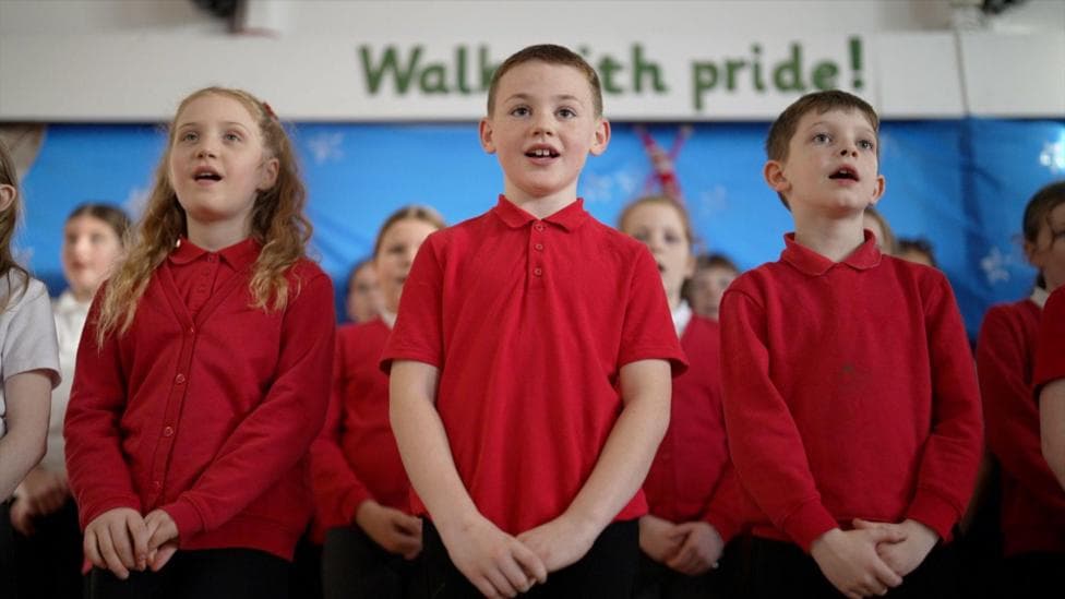 Singing at school shouldn't just be for Christmas, teachers say