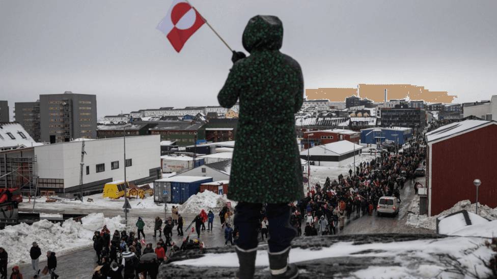 Starmer and European leaders criticise Trump plan to apply tariffs over Greenland