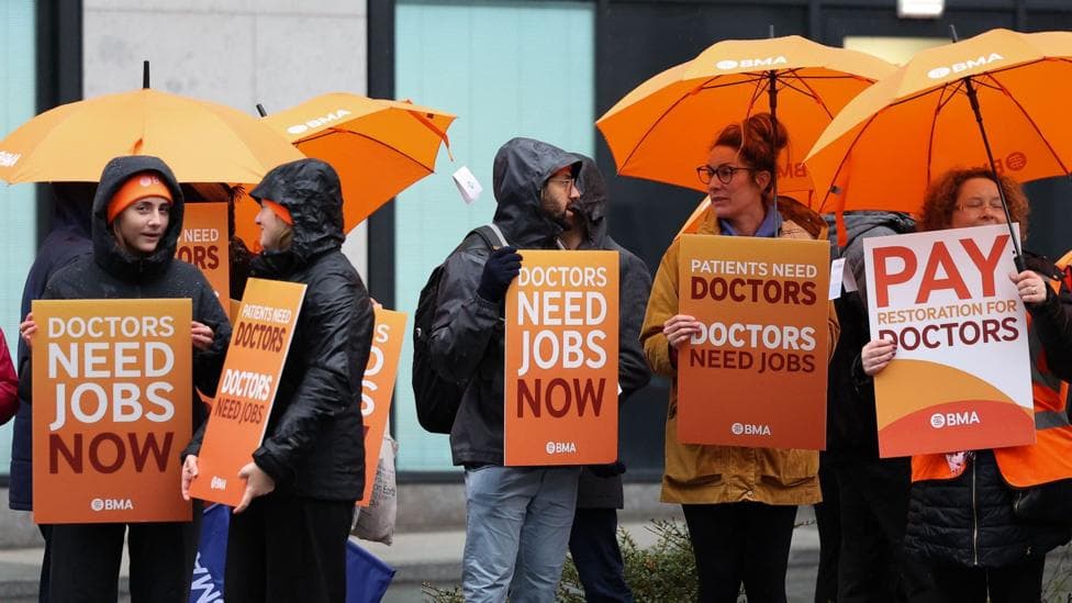 Doctors in England to stage five-day strike before Christmas