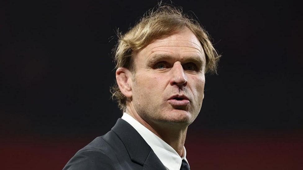 New Zealand sack 'gutted' head coach Robertson