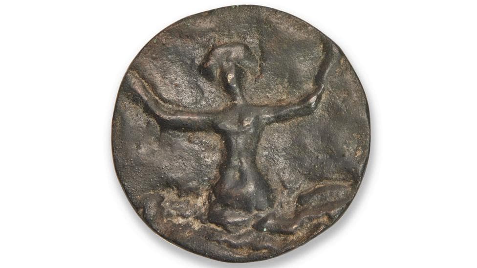 Buttons bought in £40 job lot sell for £61,000