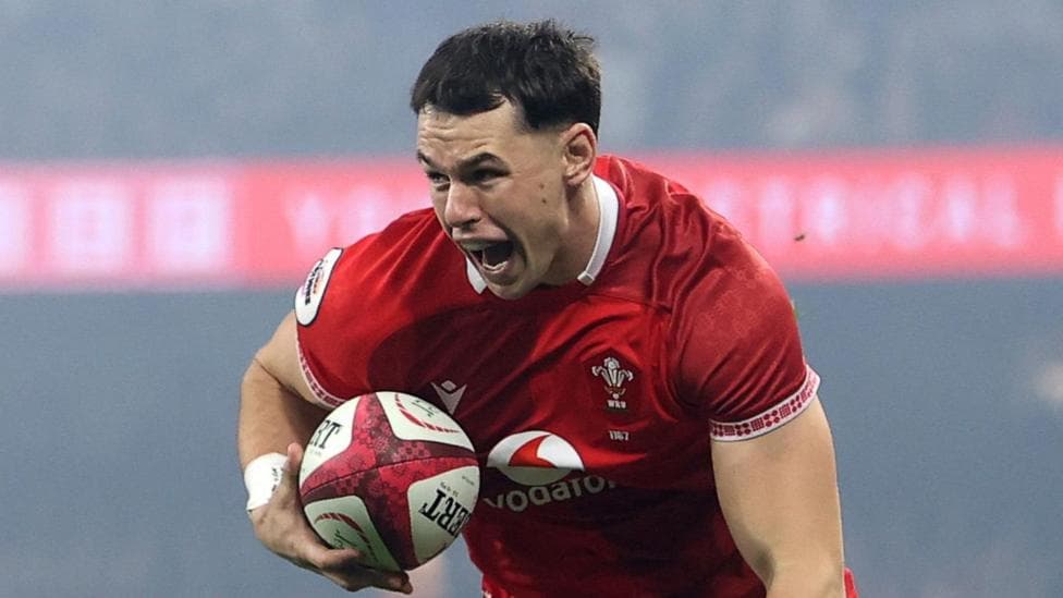 Rogers out of Springboks Test as Wales make 12 changes