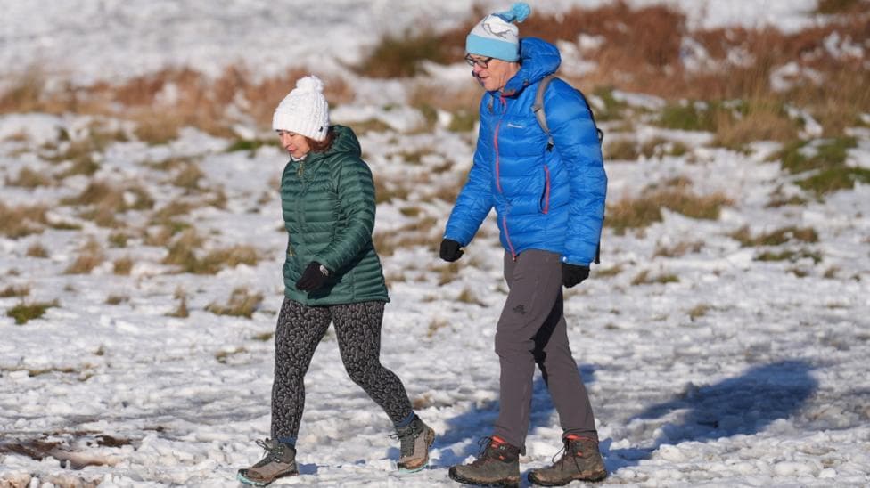 Snow, rain and wind warnings continue after Goretti disruption