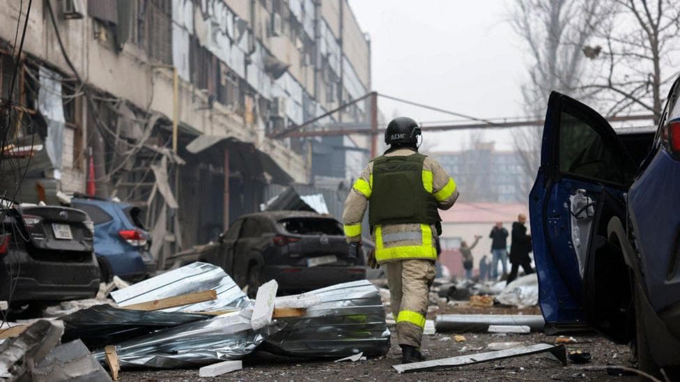 Four dead in Russian attack as diplomatic efforts to end Ukraine war continue