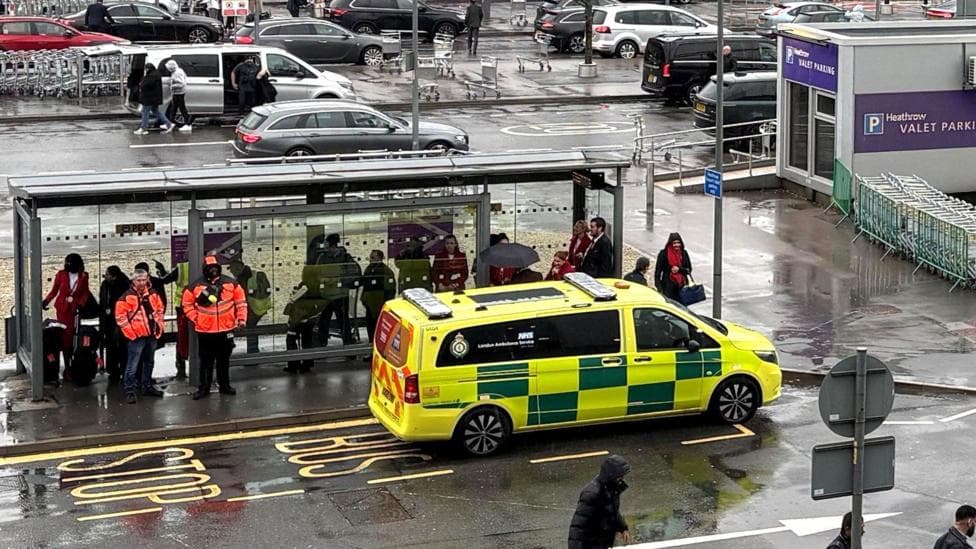 Two more arrested after suspected Heathrow pepper spray attack
