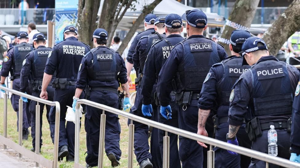 Police 'shot in the front': NSW premier rejects criticism of Bondi response