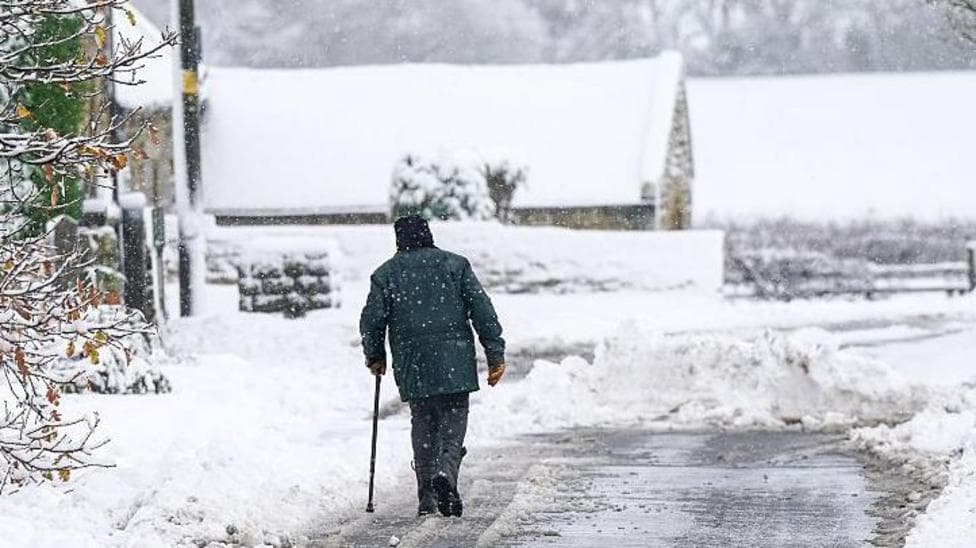 Ice and snow around UK in wintry start to 2026
