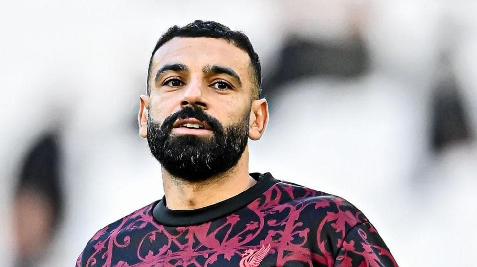 Salah a top professional after being dropped - Slot