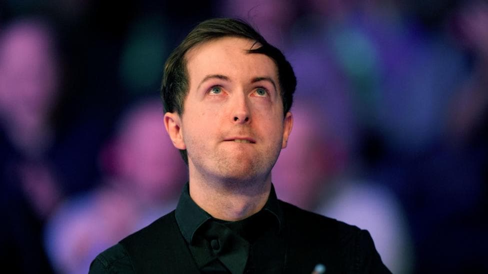 Emotional Donaldson defeats Allen in UK shock