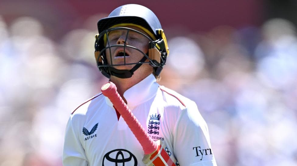 England's Ashes hopes vanishing after batters fold again