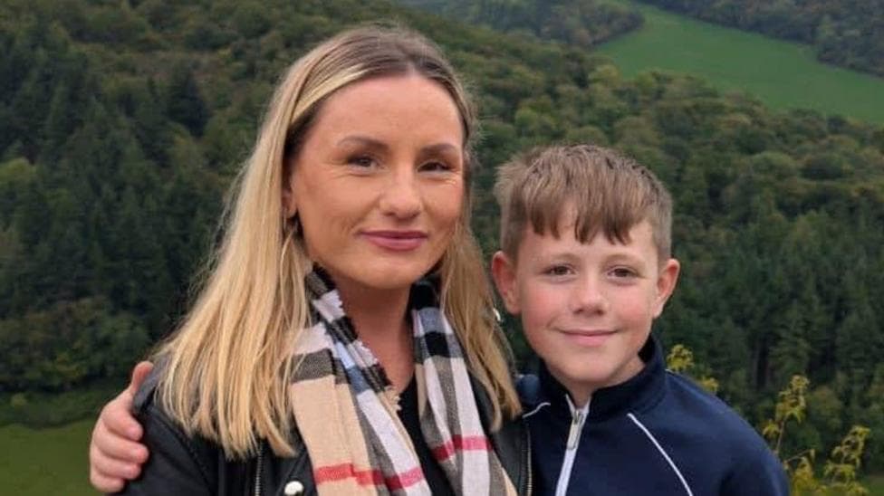 'Hero' boy saves mum at the wheel on ill-fated Christmas trip