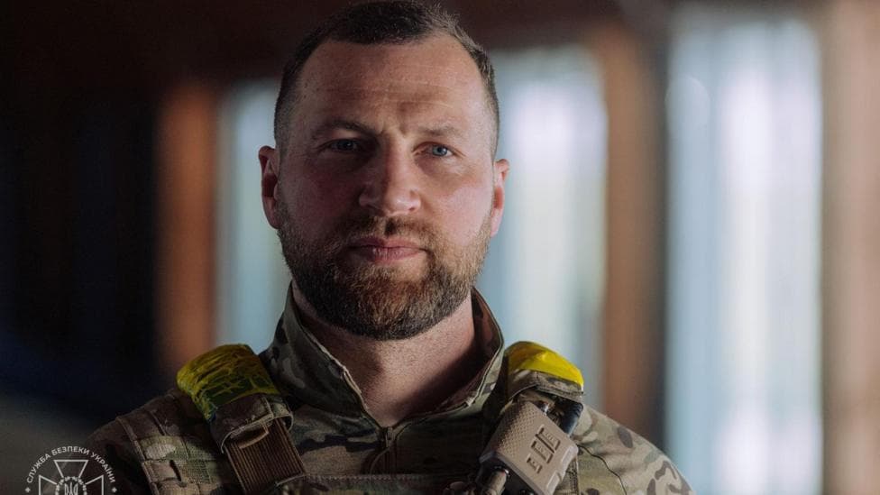 Zelensky replaces Ukraine's powerful security service chief