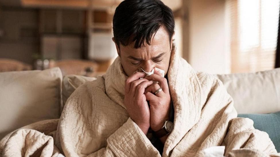 Flu cases falling ahead of Christmas, experts say