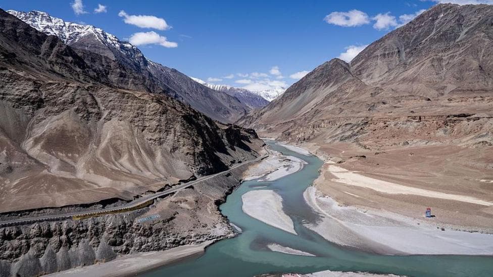 Himalayas bare and rocky after reduced winter snowfall, scientists warn