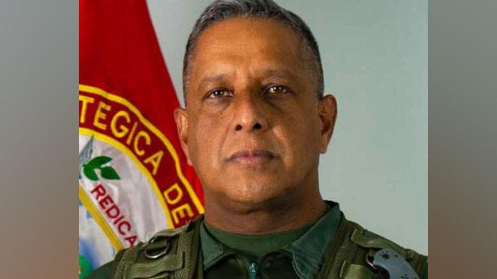 Interim leader sacks general in charge of Maduro's guard