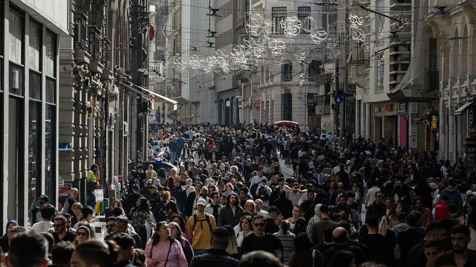 Turkey detains 115 IS suspects 'planning New Year's attacks'